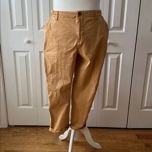 Old Navy Women’s Khaki Chinos